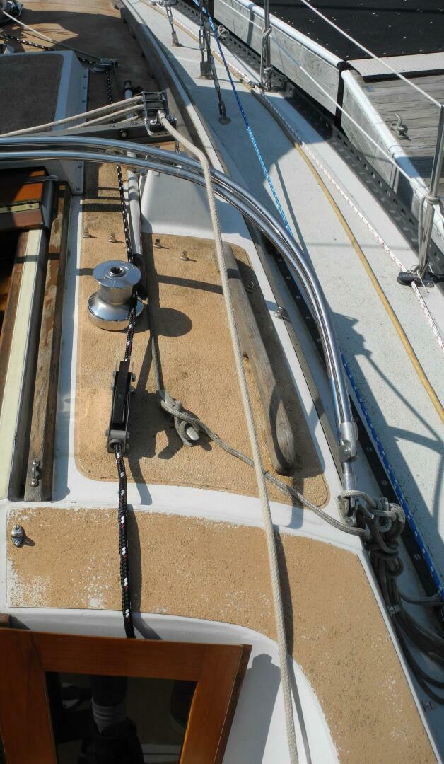 Slide: The Image of Islander 36 1975 - 4213825