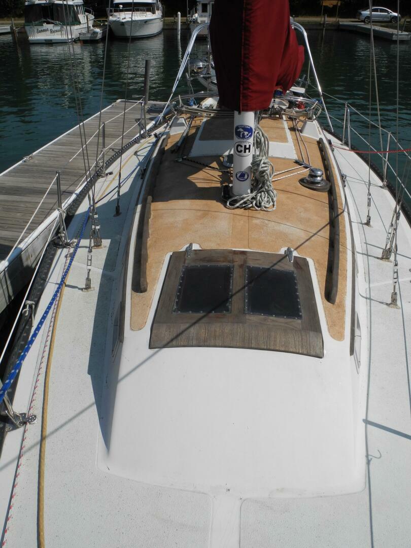 Slide: The Image of Islander 36 1975 - 4213830