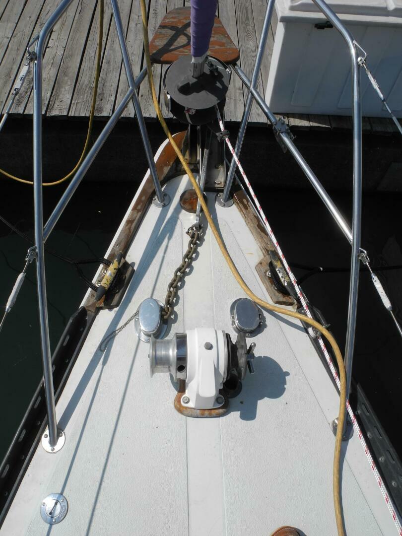 Slide: The Image of Islander 36 1975 - 4213831