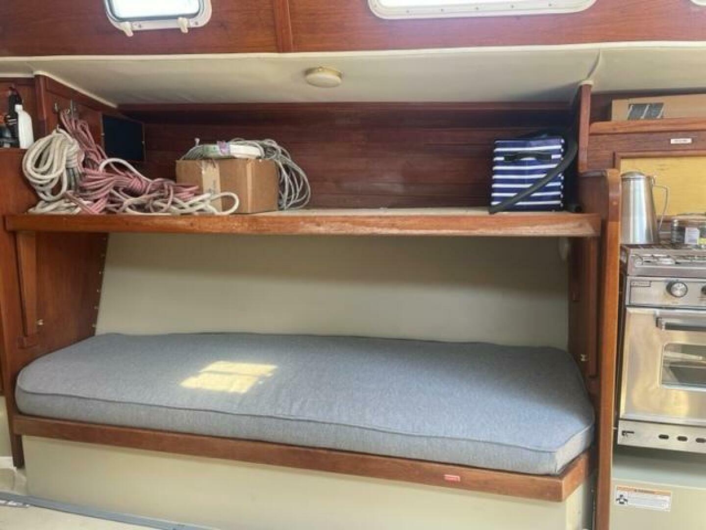 Slide: The Image of Islander 36 1975 - 4213837