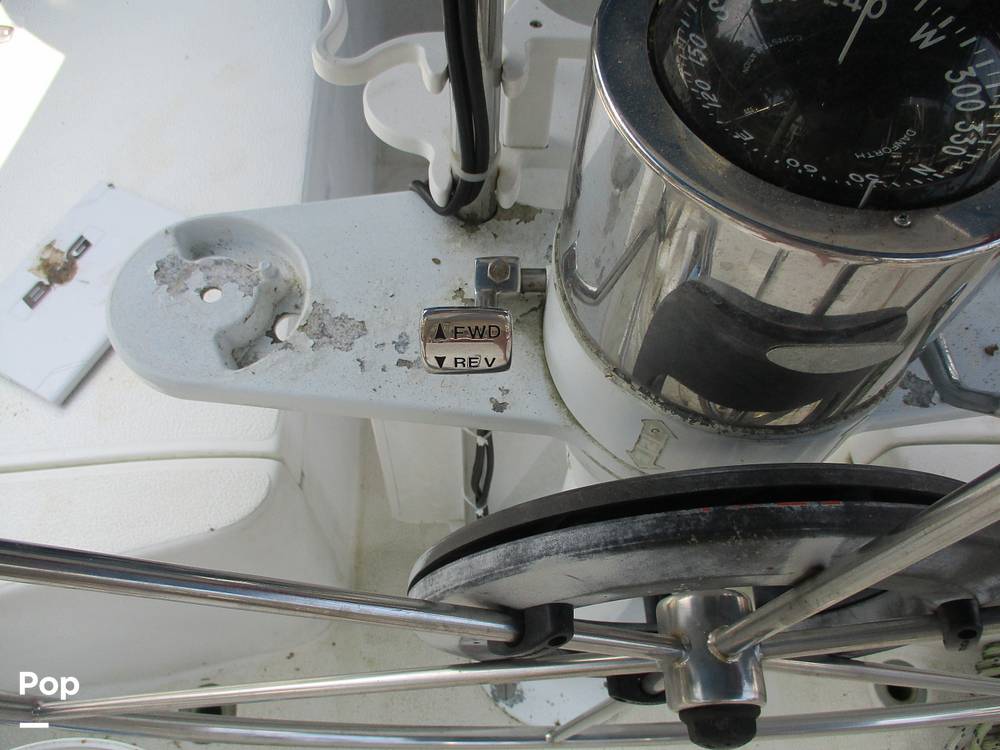 Slide: The Image of Islander 40 1984 - 14564619