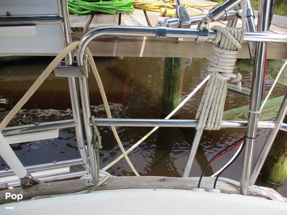 Slide: The Image of Islander 40 1984 - 14564622
