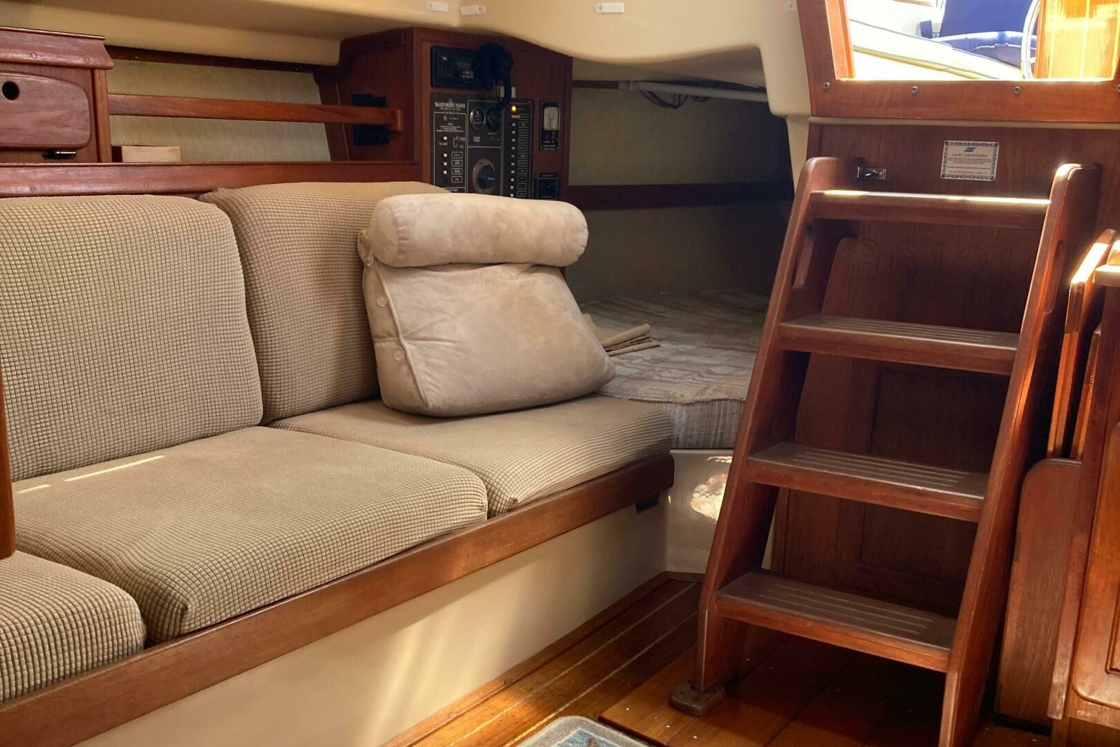 Slide: The Image of Island Packet 27 1990 - 5478970