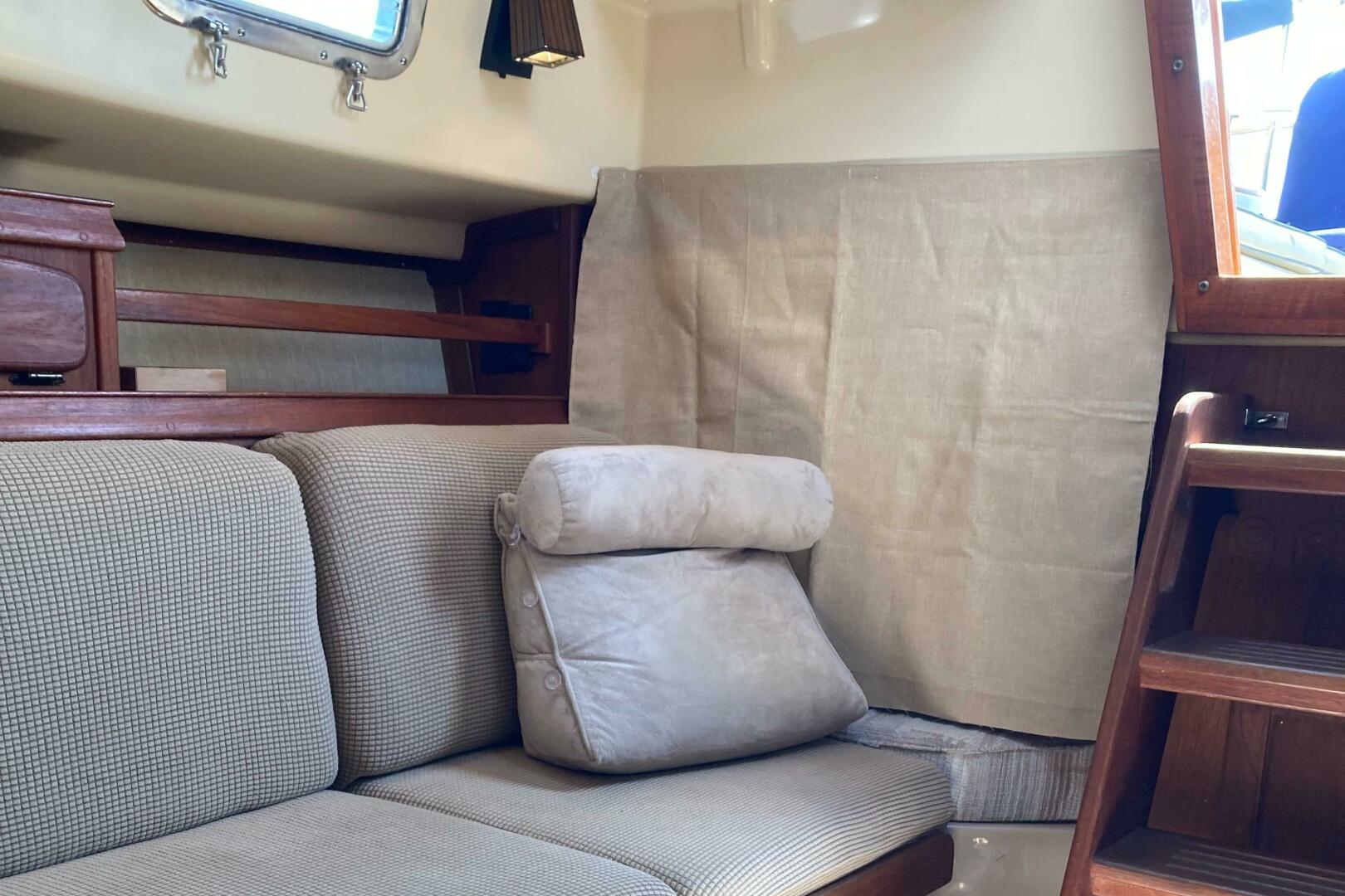 Slide: The Image of Island Packet 27 1990 - 5478971