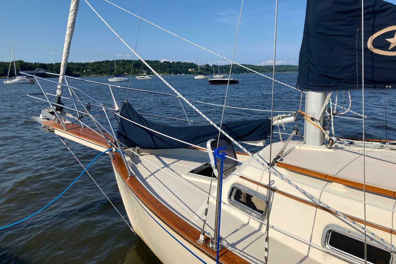 Slide: The Image of Island Packet 27 1990 - 5478975