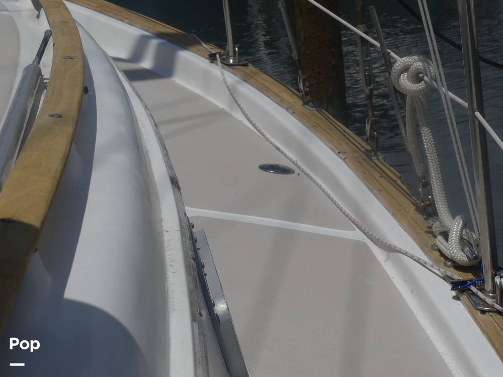 Slide: The Image of Island Packet 31 1987 - 15427487