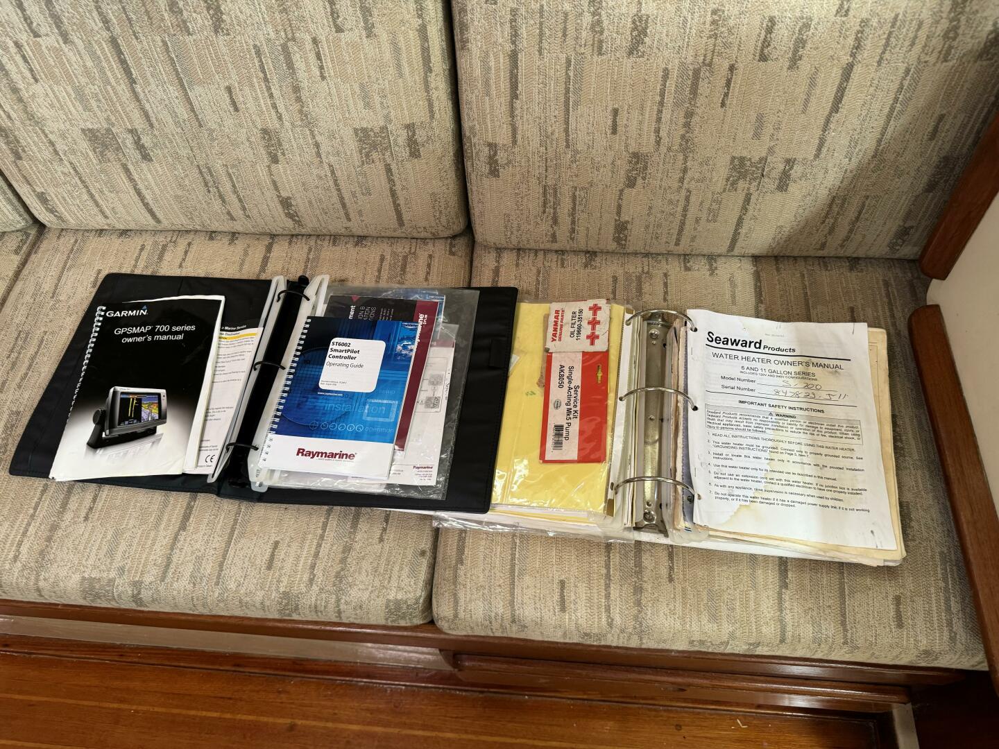 Slide: The Image of Island Packet 32 1991 - 5050626