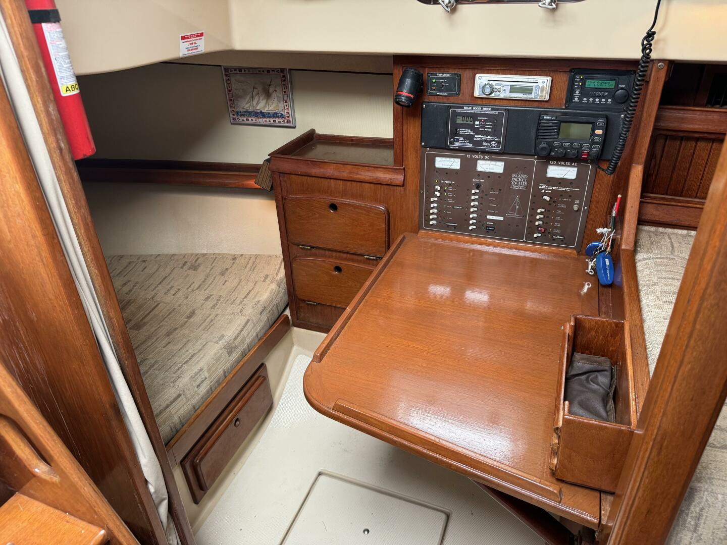 Slide: The Image of Island Packet 32 1991 - 5050631