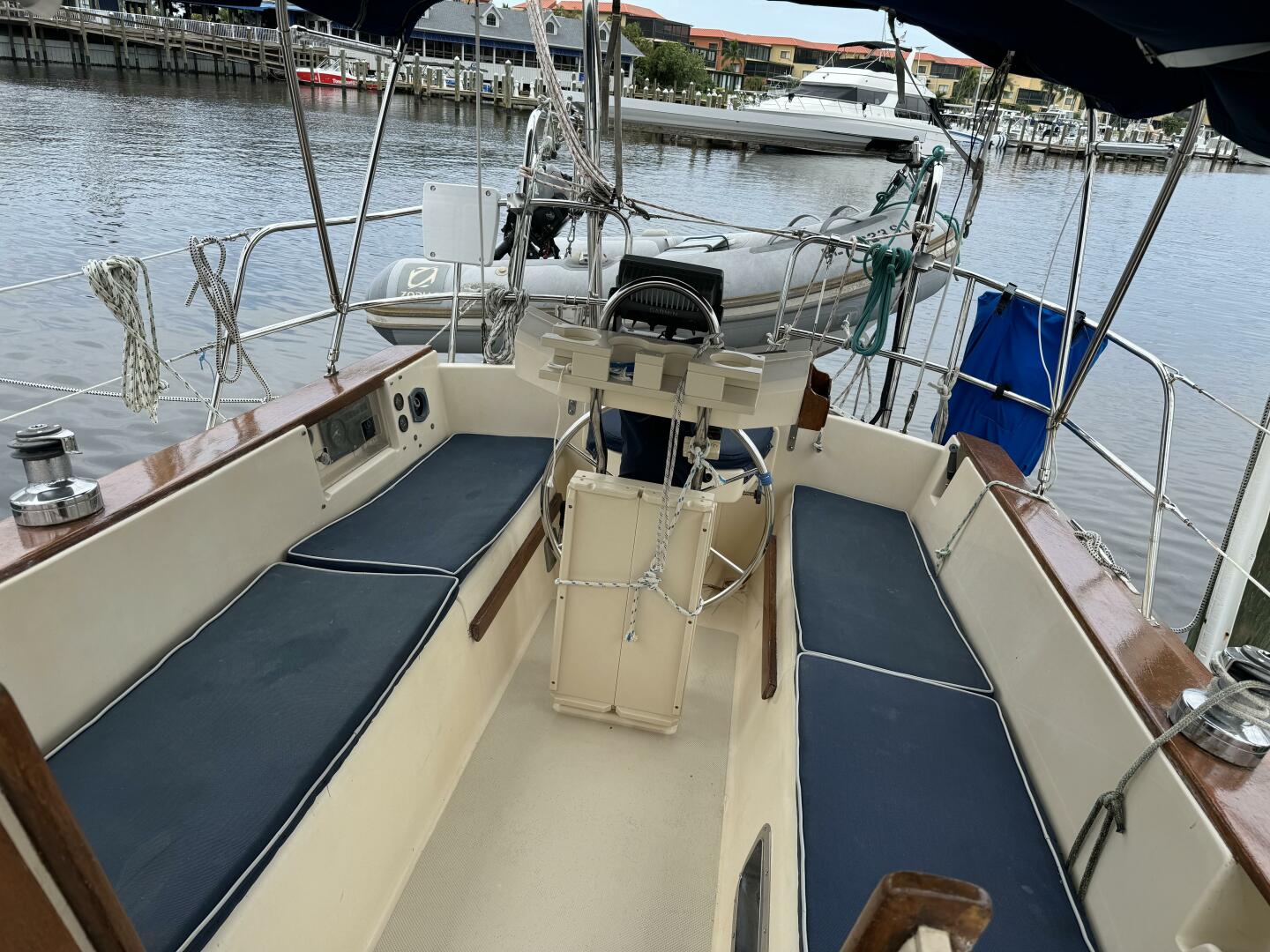 Slide: The Image of Island Packet 32 1991 - 5050636