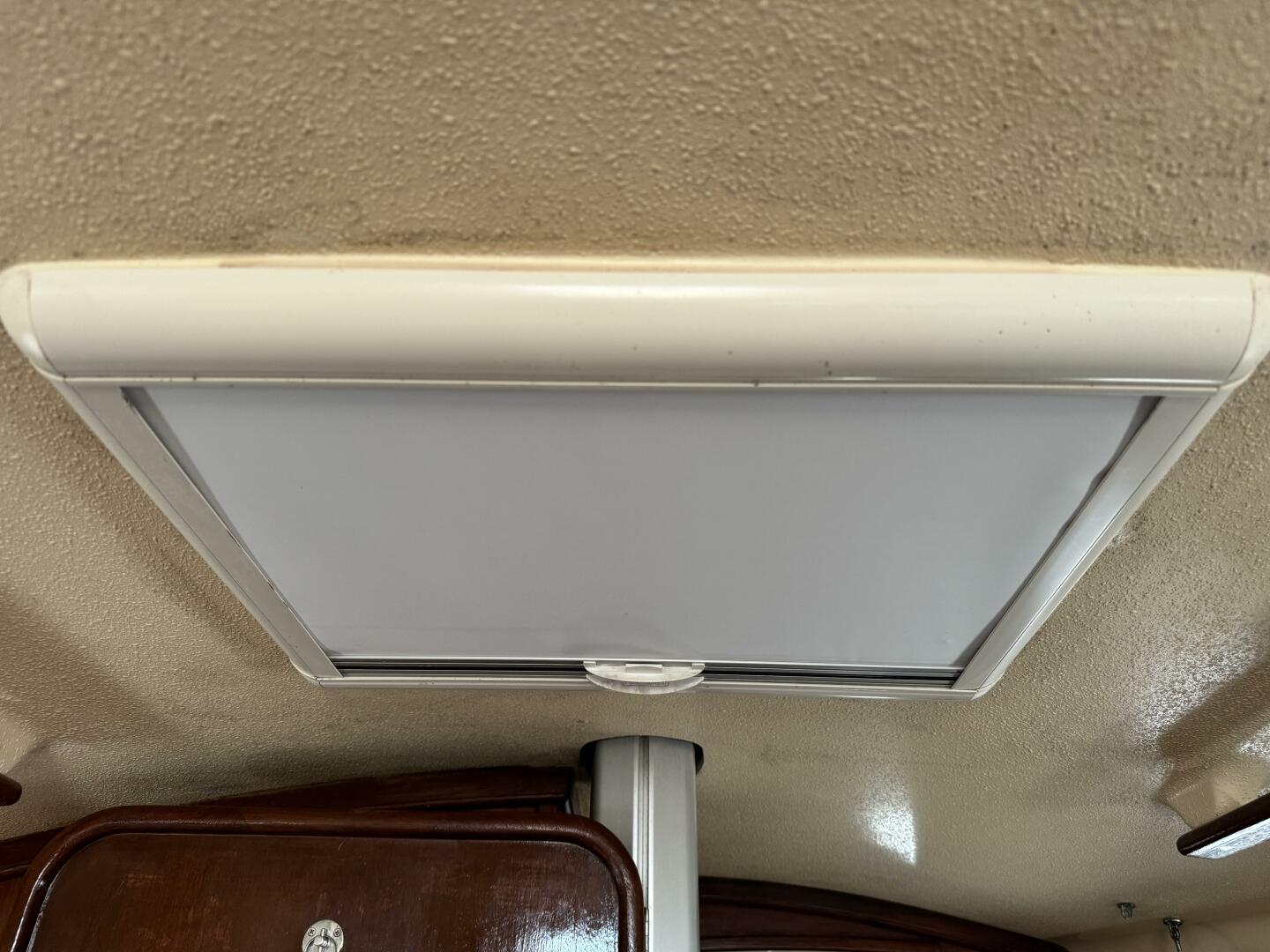 Slide: The Image of Island Packet 32 1991 - 5050677