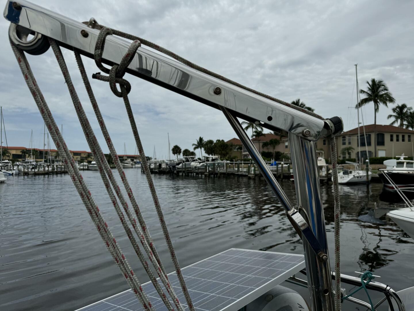 Slide: The Image of Island Packet 32 1991 - 5050685