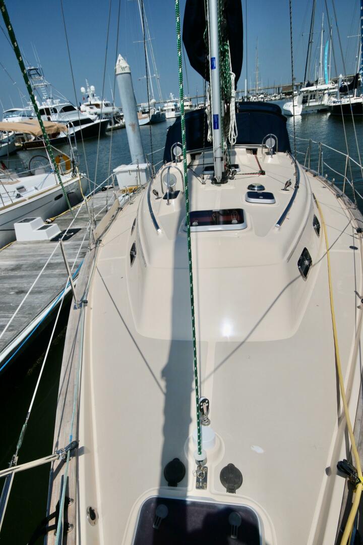 Slide: The Image of Island Packet 370 2004 - 4538258