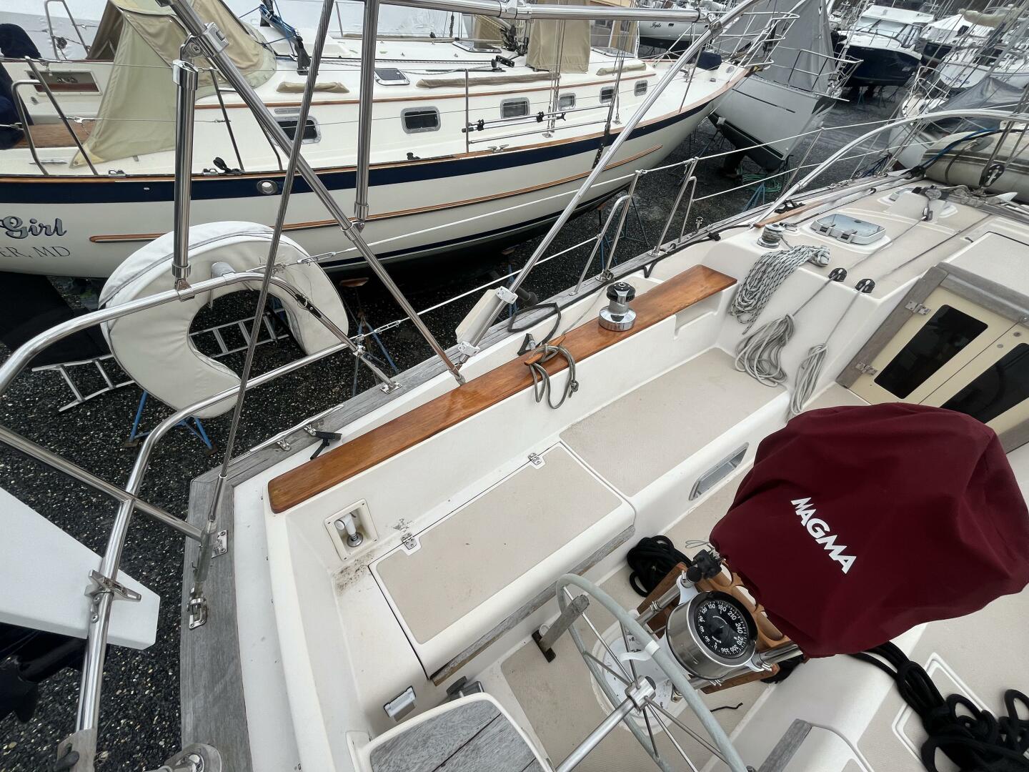 Slide: The Image of Island Packet 38 1986 - 4400411