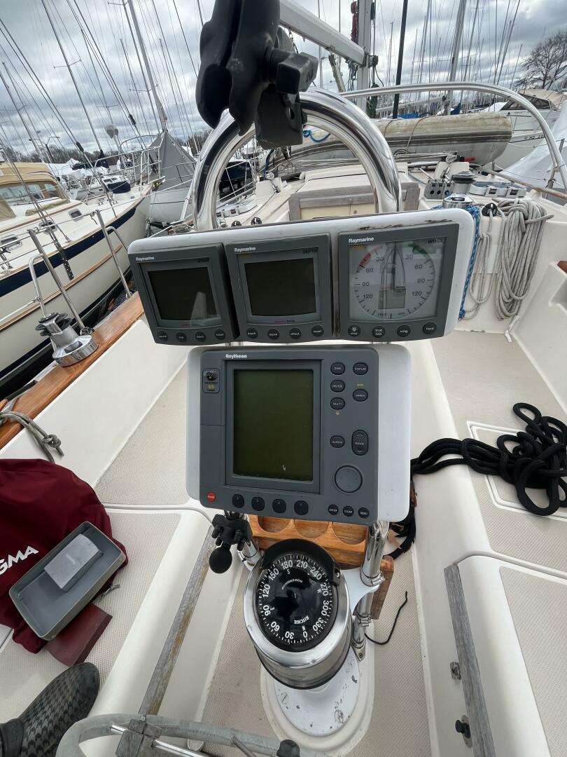 Slide: The Image of Island Packet 38 1986 - 4400413