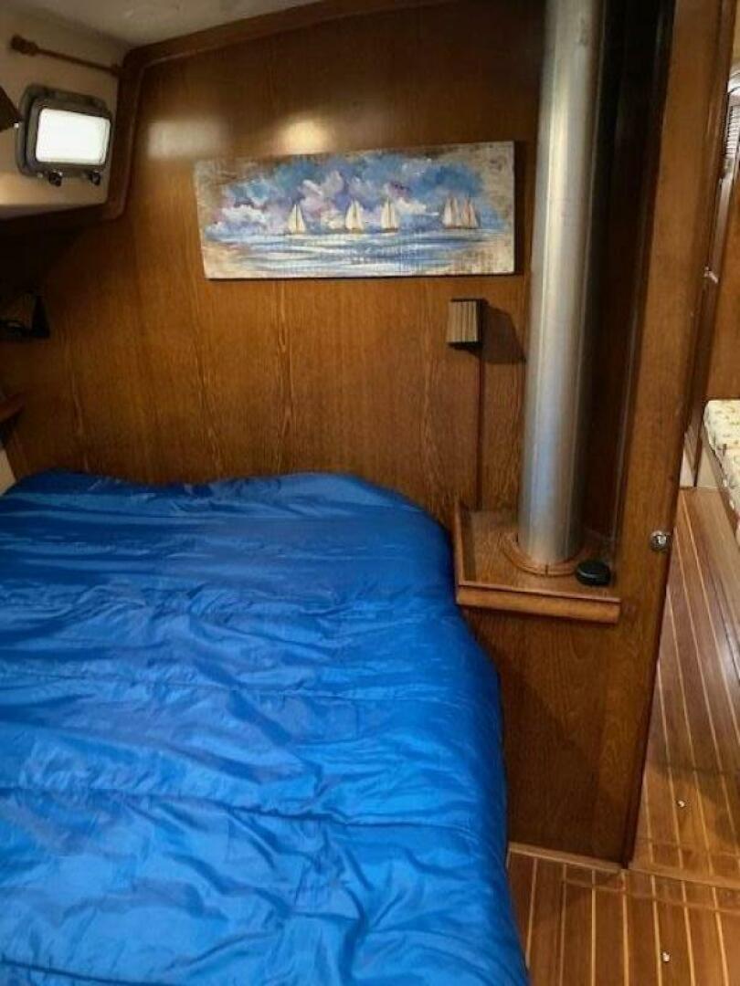 Slide: The Image of Island Packet 38 1987 - 4498367