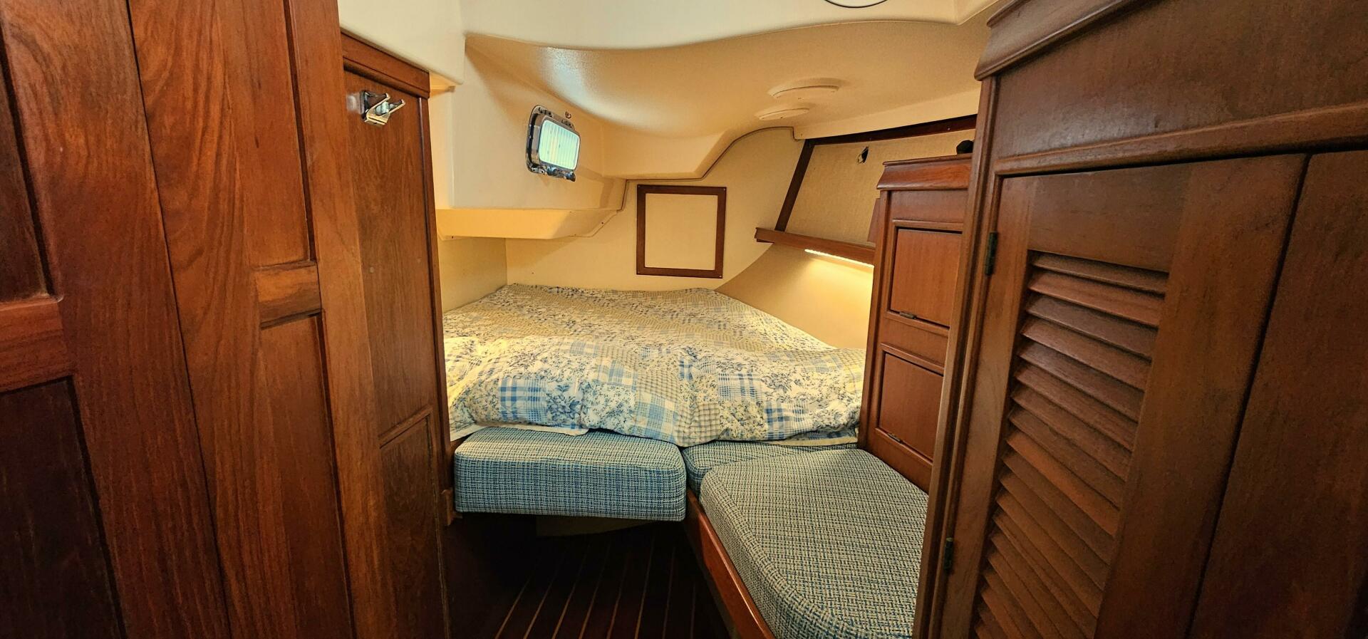 Slide: The Image of Guest Stateroom - 5268448