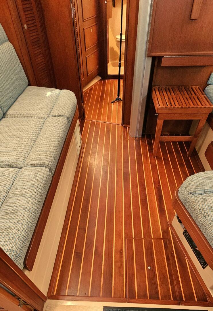 Slide: The Image of Salon Floor - 5268450