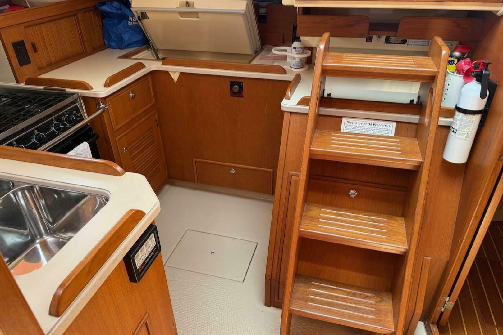 Slide: The Image of Island Packet 420 2002 - 5455007