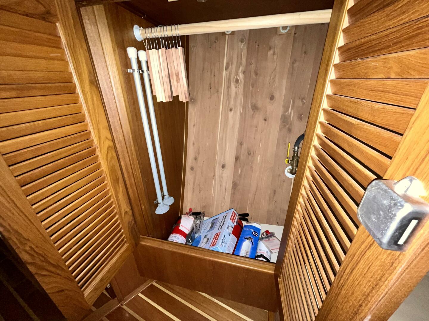 Slide: The Image of Island Packet 465 2008 - 5477157