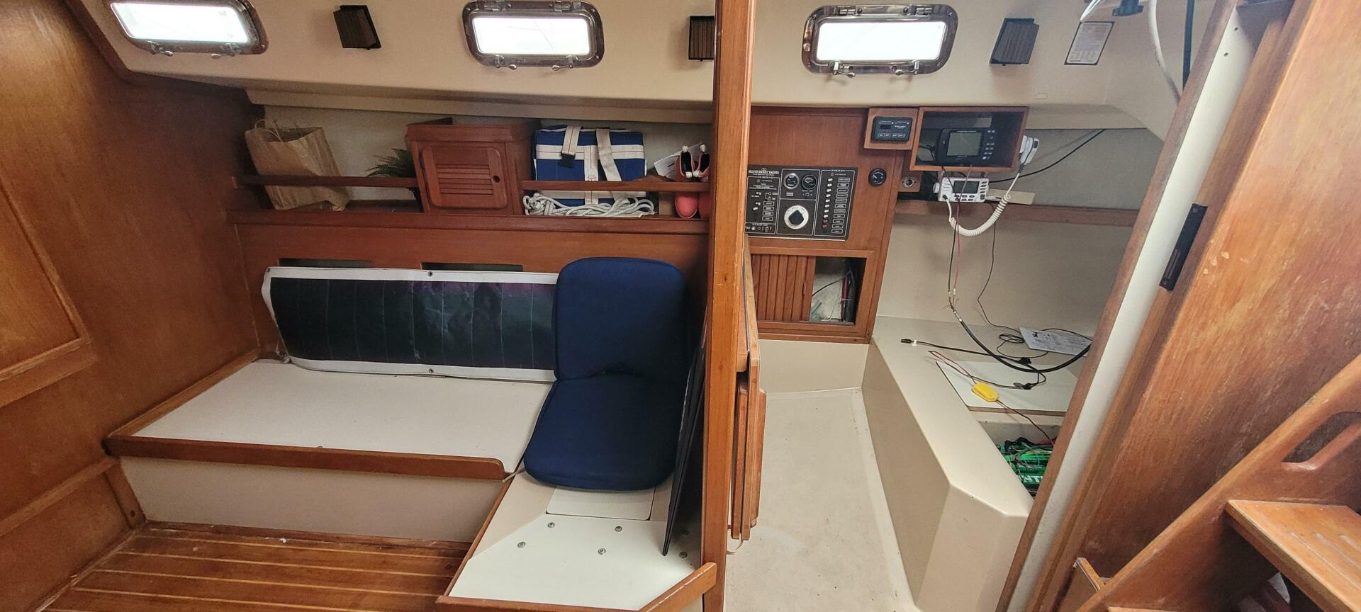 Slide: The Image of Island Packet Masthead Sloop 1987 - 5248902