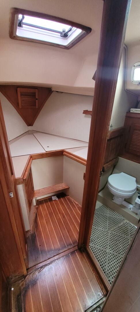 Slide: The Image of Island Packet Masthead Sloop 1987 - 5248907