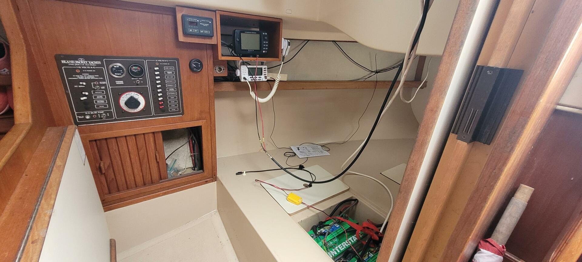 Slide: The Image of Island Packet Masthead Sloop 1987 - 5248925