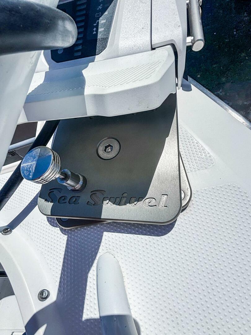 Slide: The Image of Island Runner 26 2003 - 5163591