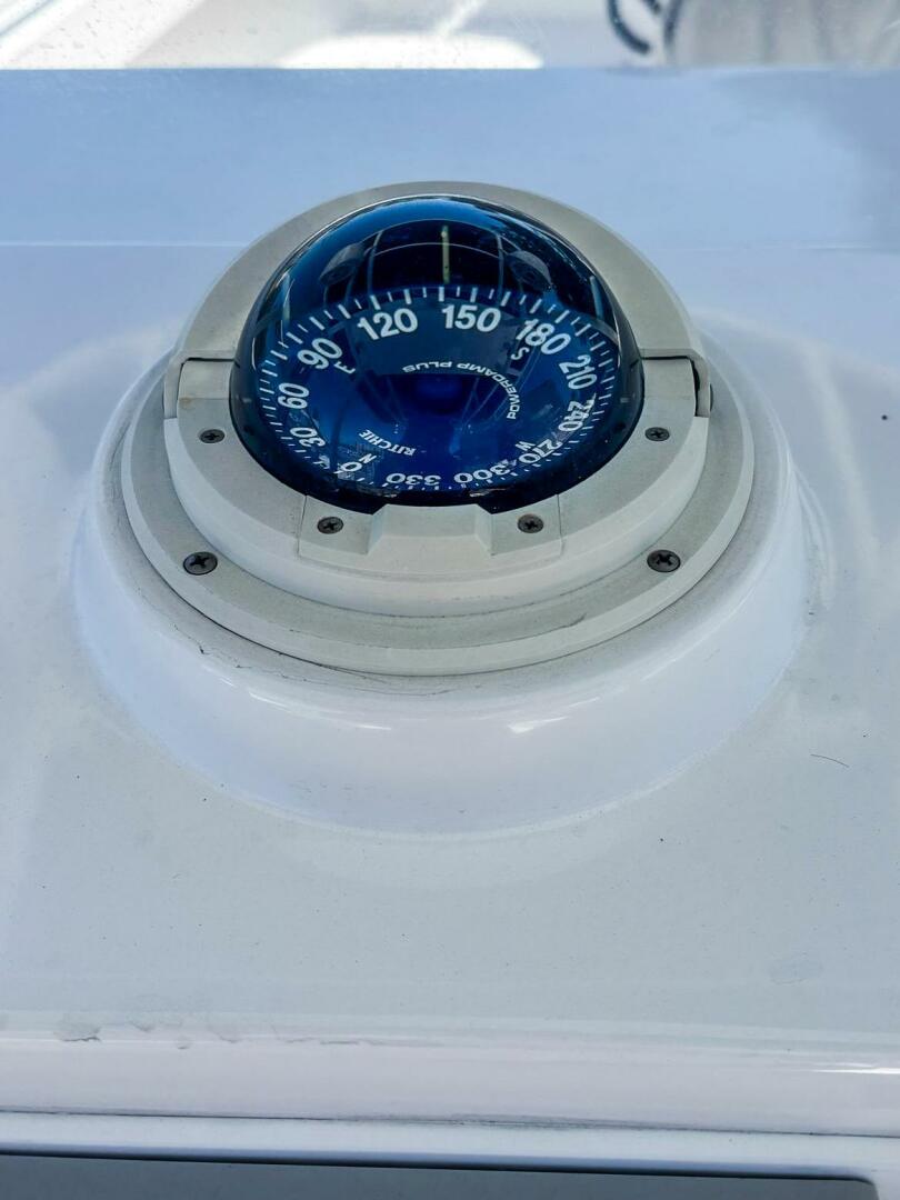 Slide: The Image of Island Runner 26 2003 - 5163593