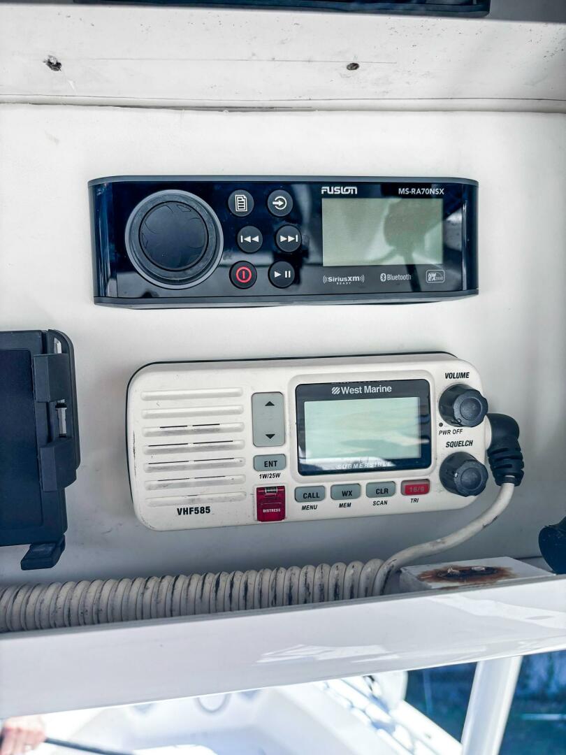 Slide: The Image of Island Runner 26 2003 - 5163596