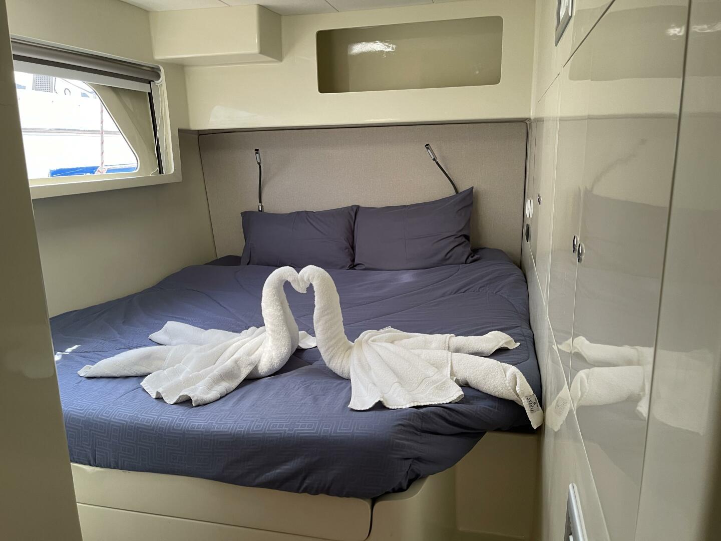Slide: The Image of Cabin Cabin - 4960219