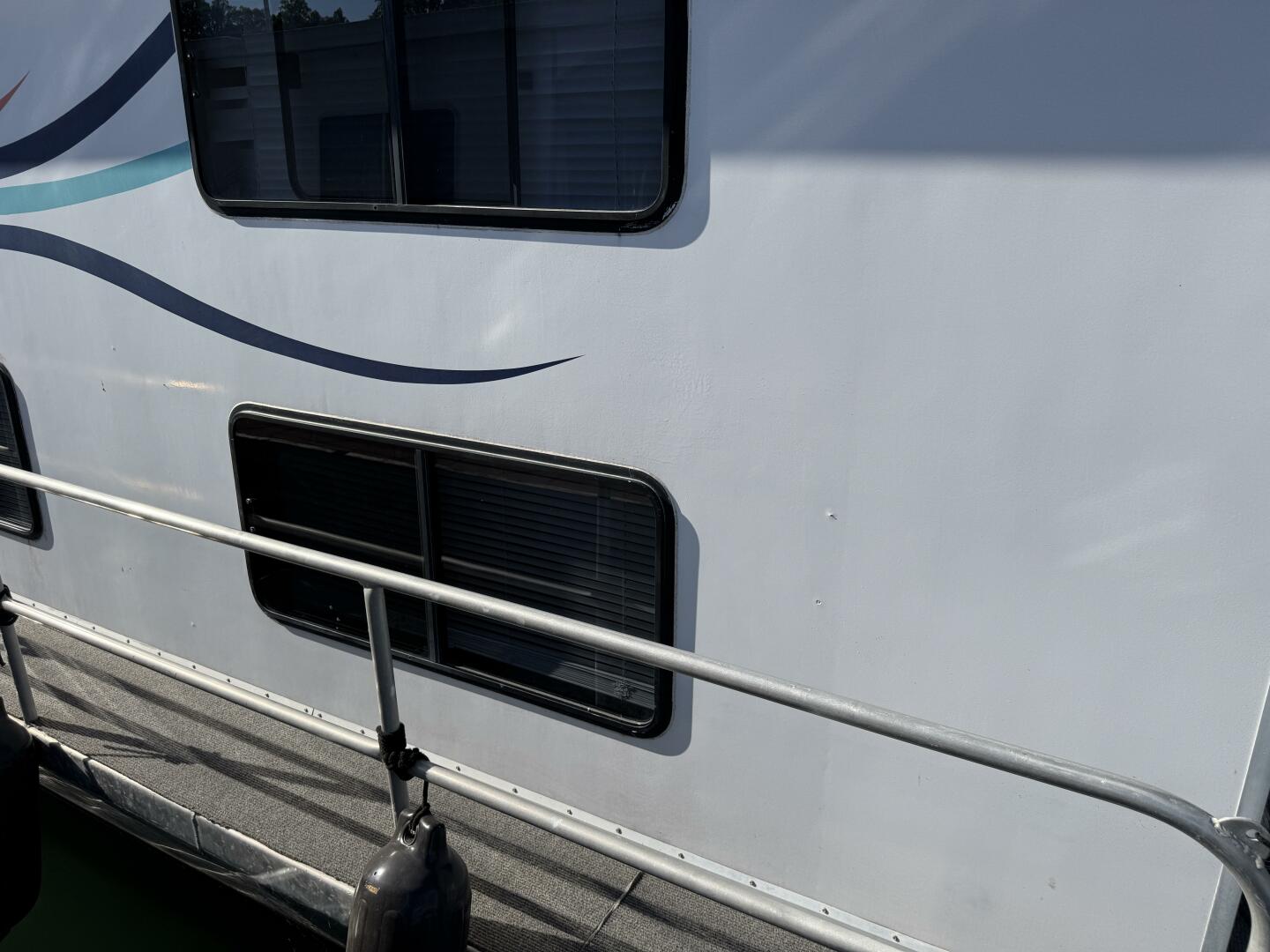 Slide: The Image of Jamestowner 16 x 65 Houseboat with Catwalks 1993 - 5374359