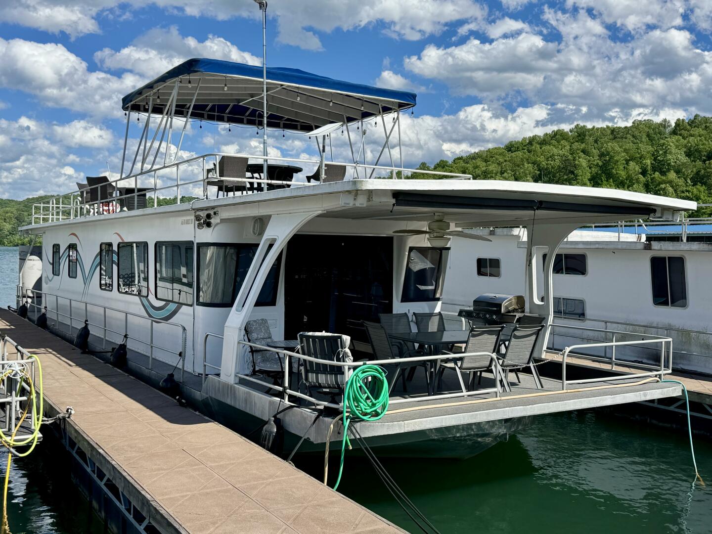 Slide: The Image of Jamestowner 16 x 65 Houseboat with Catwalks 1993 - 5374183