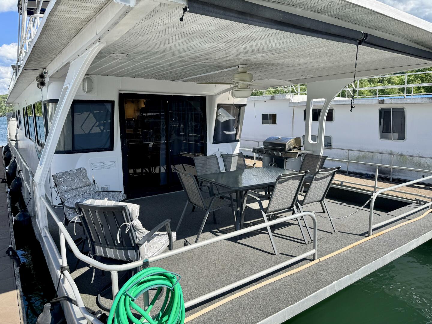 Slide: The Image of Jamestowner 16 x 65 Houseboat with Catwalks 1993 - 5374185