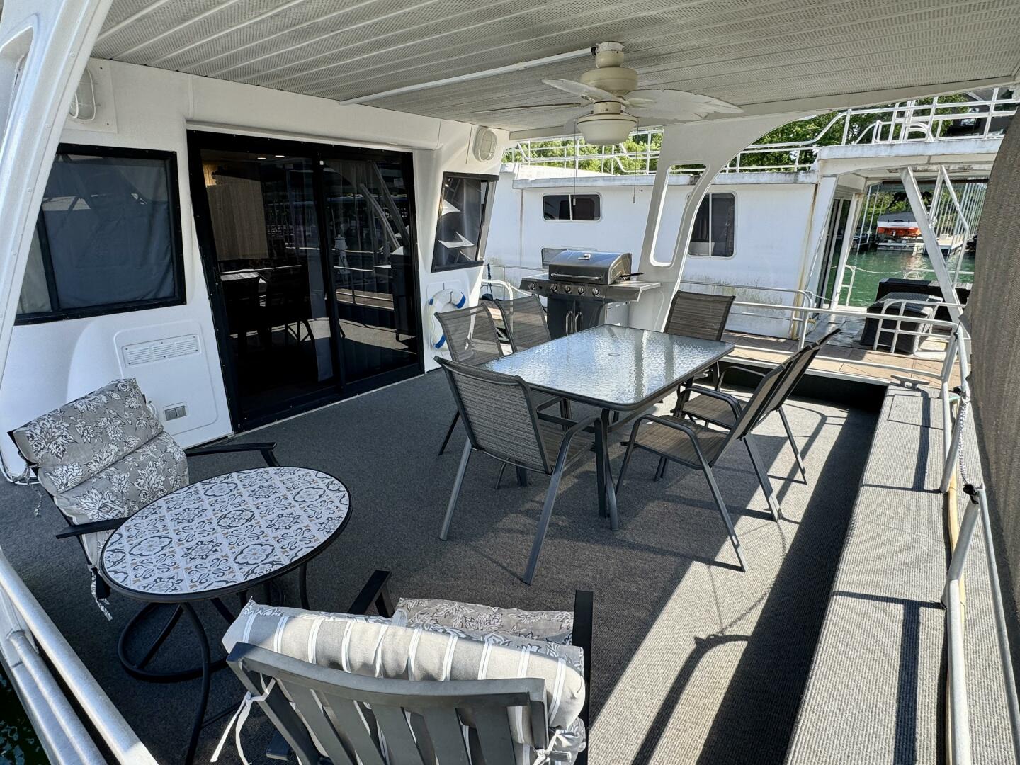 Slide: The Image of Jamestowner 16 x 65 Houseboat with Catwalks 1993 - 5374186