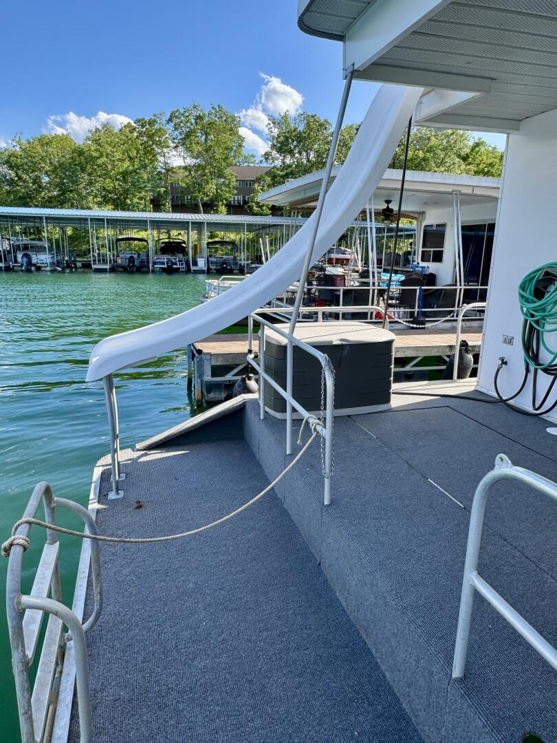 Slide: The Image of Jamestowner 16 x 65 Houseboat with Catwalks 1993 - 5374316