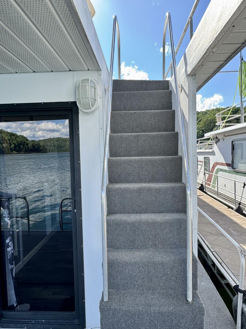 Slide: The Image of Jamestowner 16 x 65 Houseboat with Catwalks 1993 - 5374322