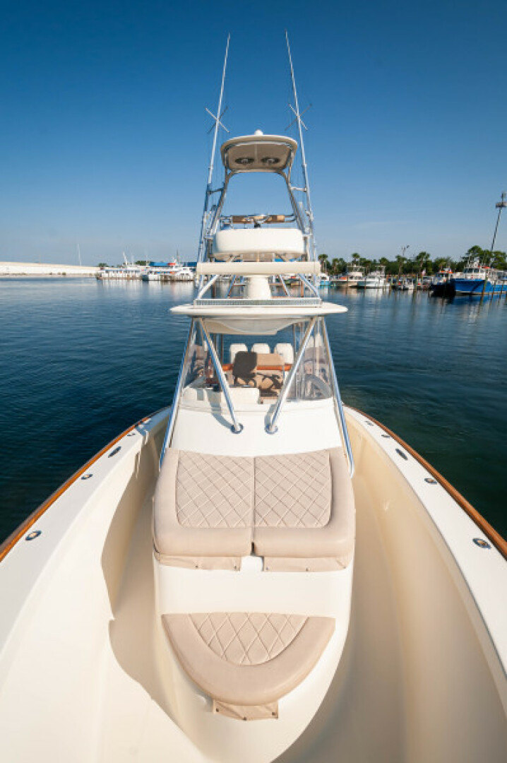 Slide: The Image of 2009 34 Jarrett Bay Walkaround- Bow - 4368383