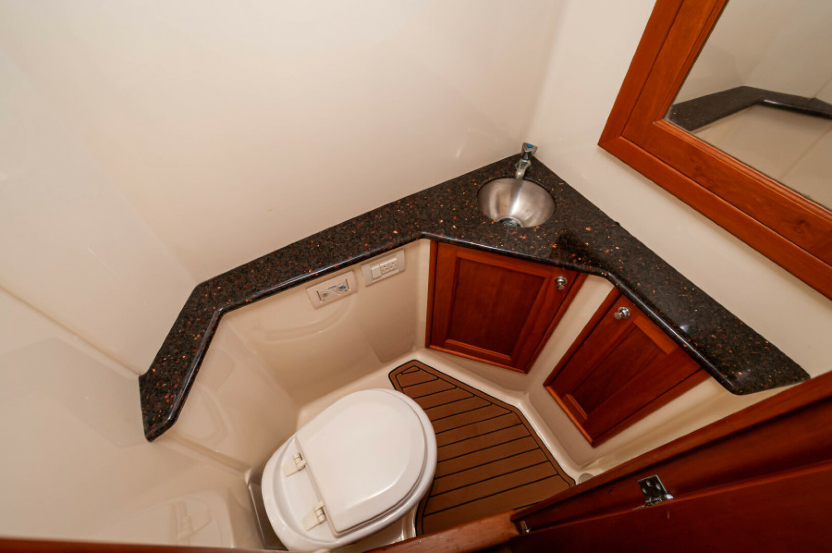 Slide: The Image of 2009 34 Jarrett Bay Walkaround- Head - 4368403