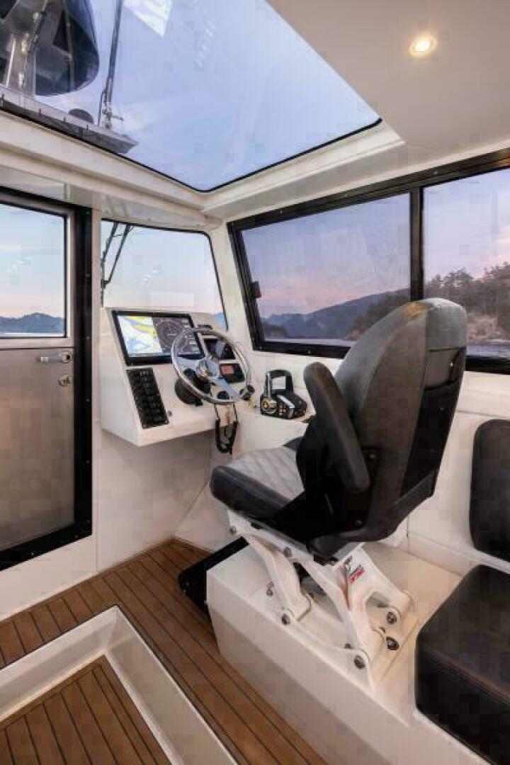 Slide: The Image of Jasper Marine Defender 22 - Open Bow 2026 - 5303987