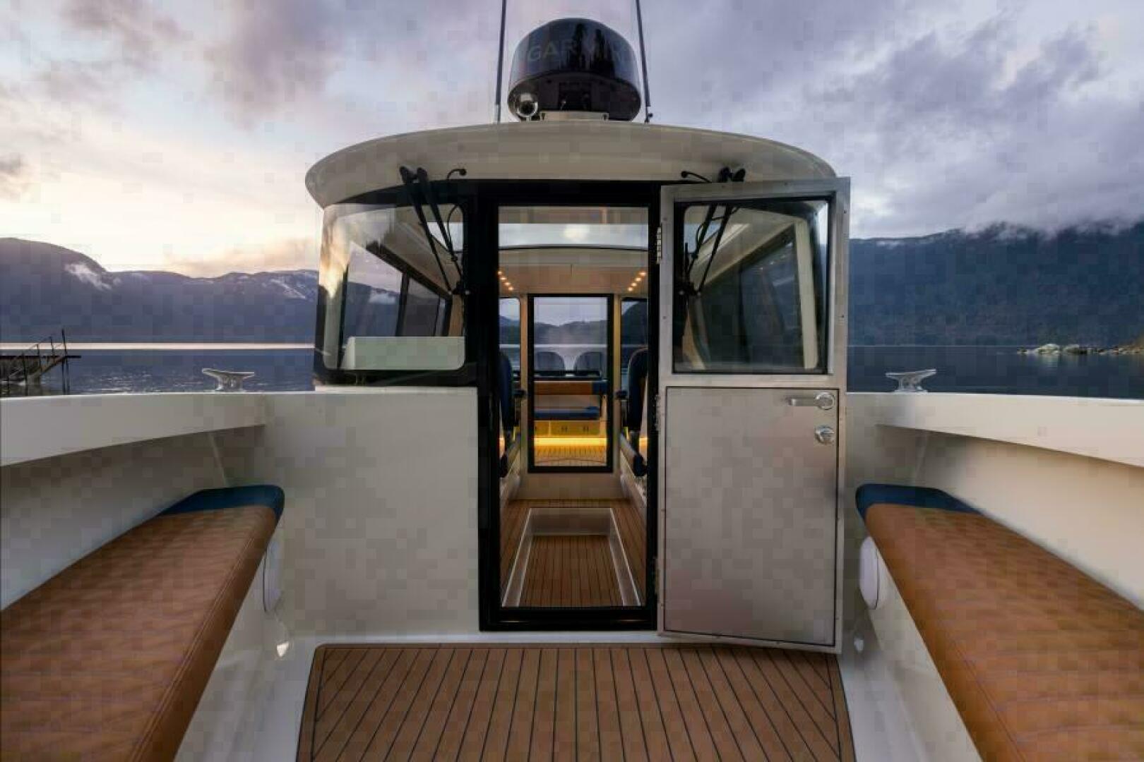 Slide: The Image of Standard Bench in Open Bow - 5303996