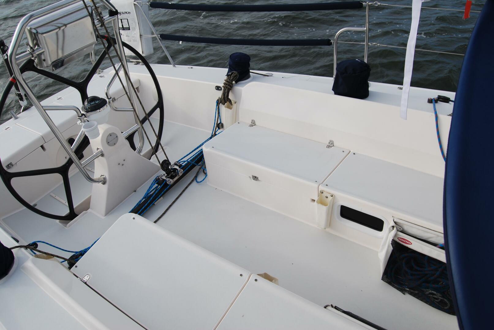 Slide: The Image of J Boats J/124 2006 - 18