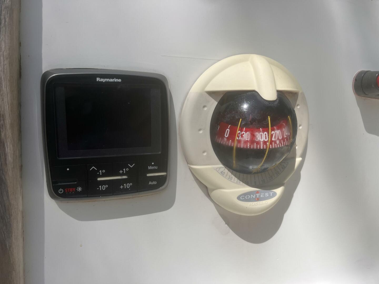 Slide: The Image of Autopilot And Compass 2 - 5357850