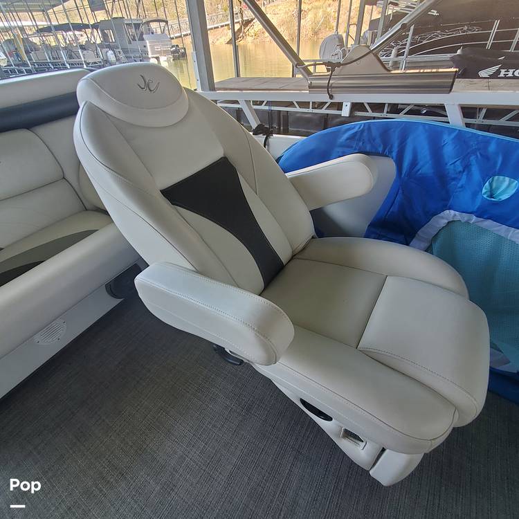 Slide: The Image of JC 24 Sporttoon 2015 - 15297341