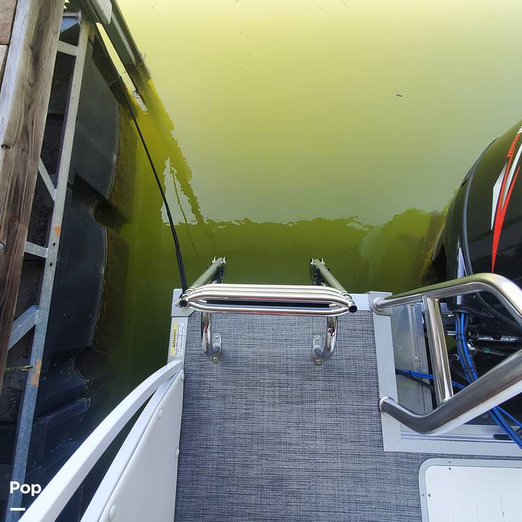 Slide: The Image of JC 24 Sporttoon 2015 - 15297356