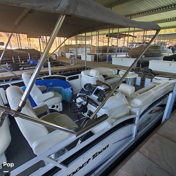 Slide: The Image of JC 24 Sporttoon 2015 - 15297379