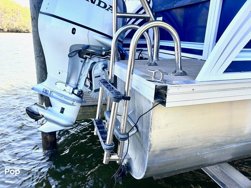 Slide: The Image of Swim Ladder - 15356458