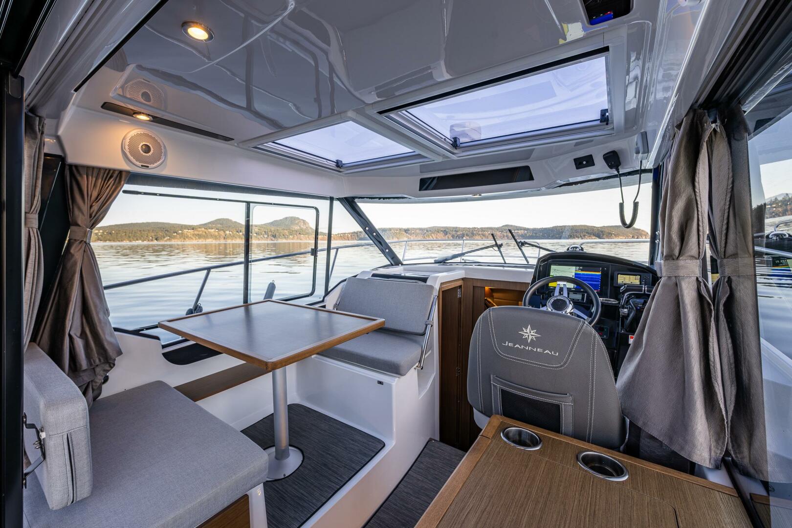 Slide: The Image of Jeanneau 29 2020 - 5231198