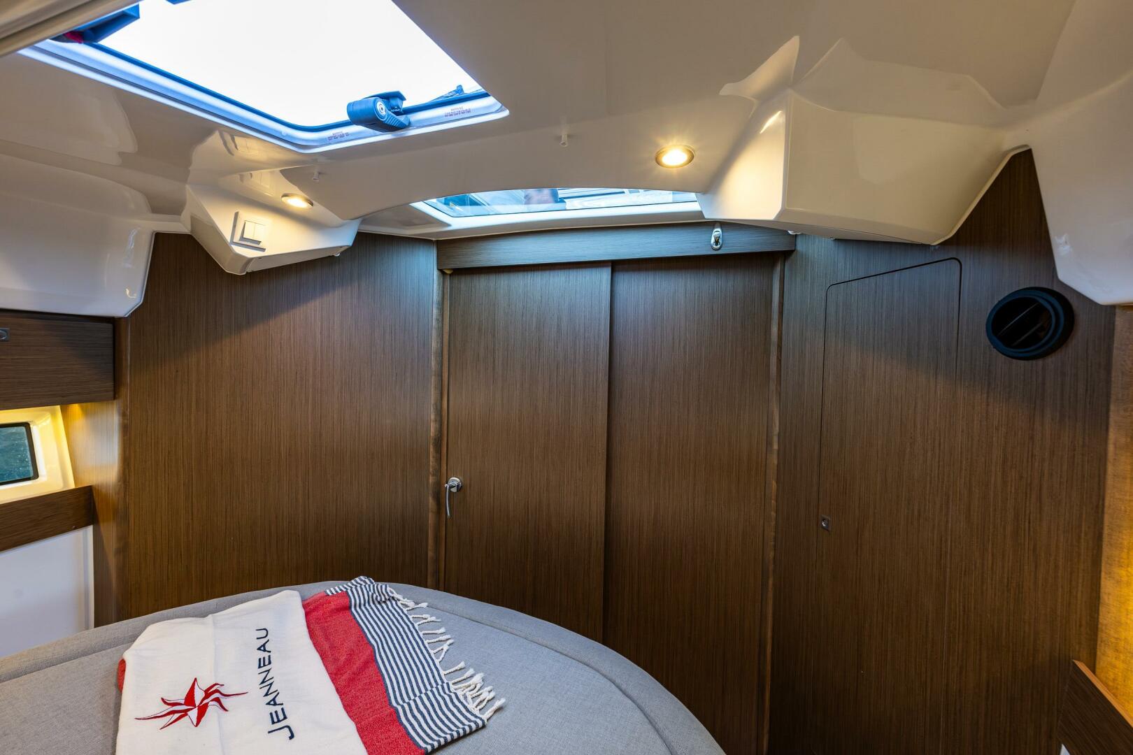 Slide: The Image of Jeanneau 29 2020 - 5231208