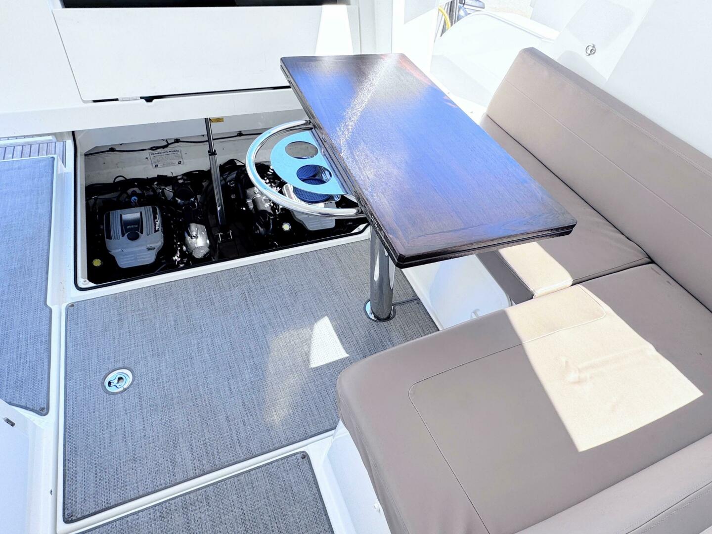 Slide: The Image of Jeanneau 36 Leader 2016 - 5096435