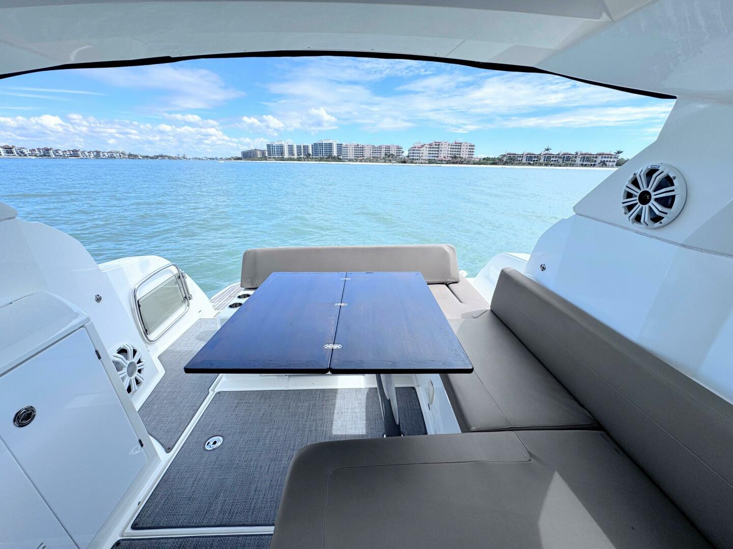 Slide: The Image of Jeanneau 36 Leader 2016 - 5096442